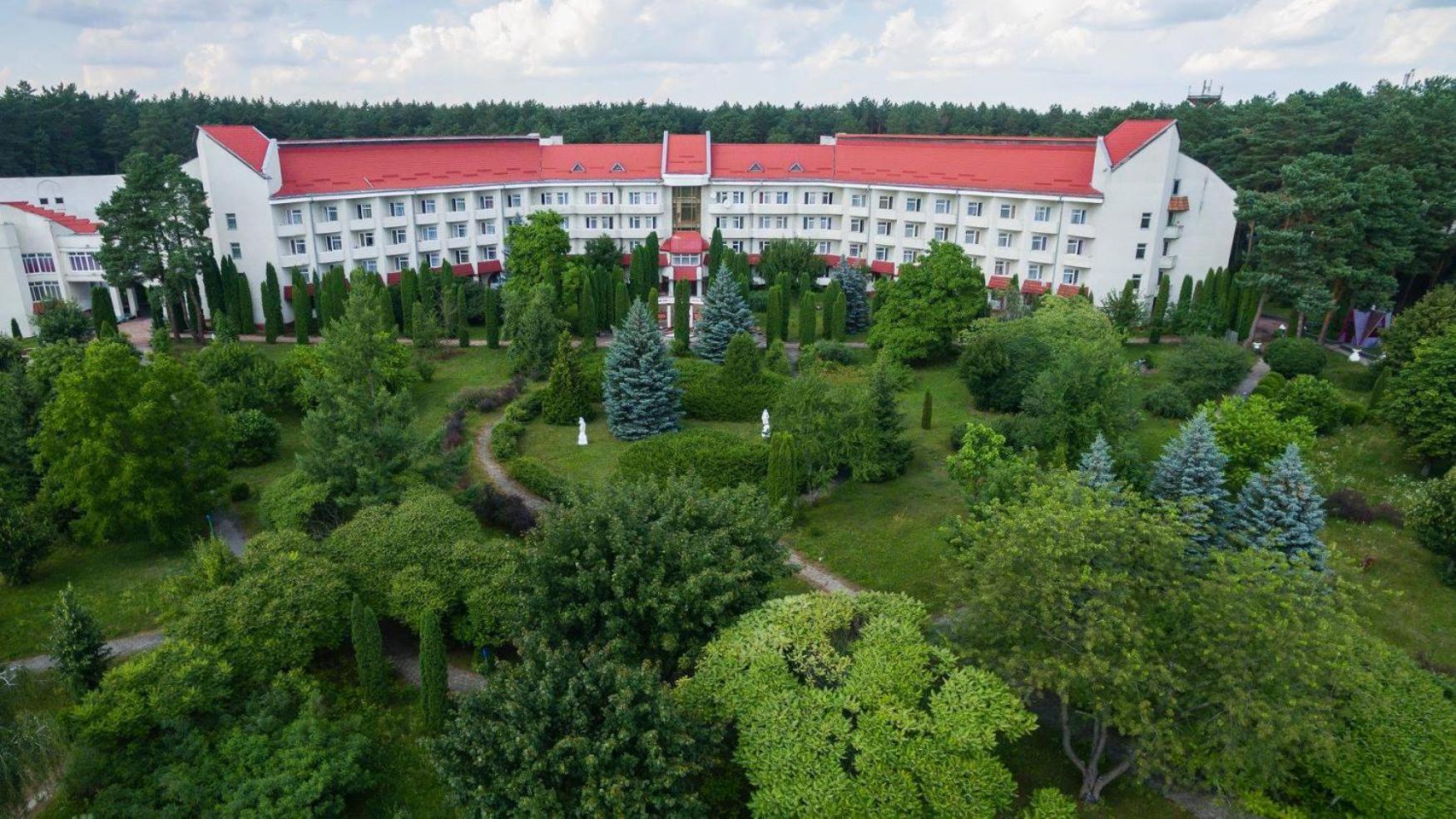 Санаторій Червона Калина Zhobryn Esterno foto
