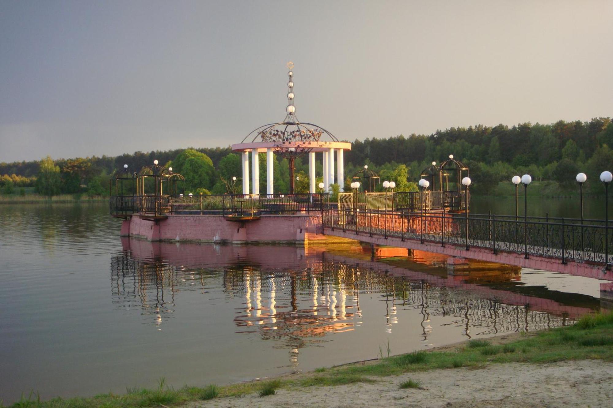 Санаторій Червона Калина Zhobryn Esterno foto